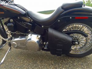 Sacoche Myleatherbikes Harley Softail Crossbones